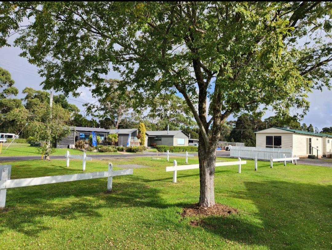 Strahan Beach Tourist Park Exterior photo